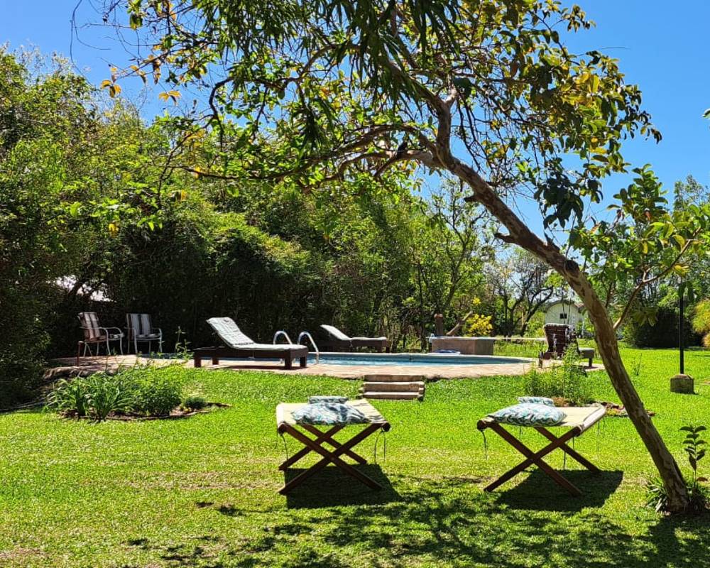 Vista del exterior con vistas a la pileta